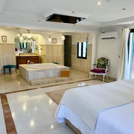 Premium By Better Bookings Marbella